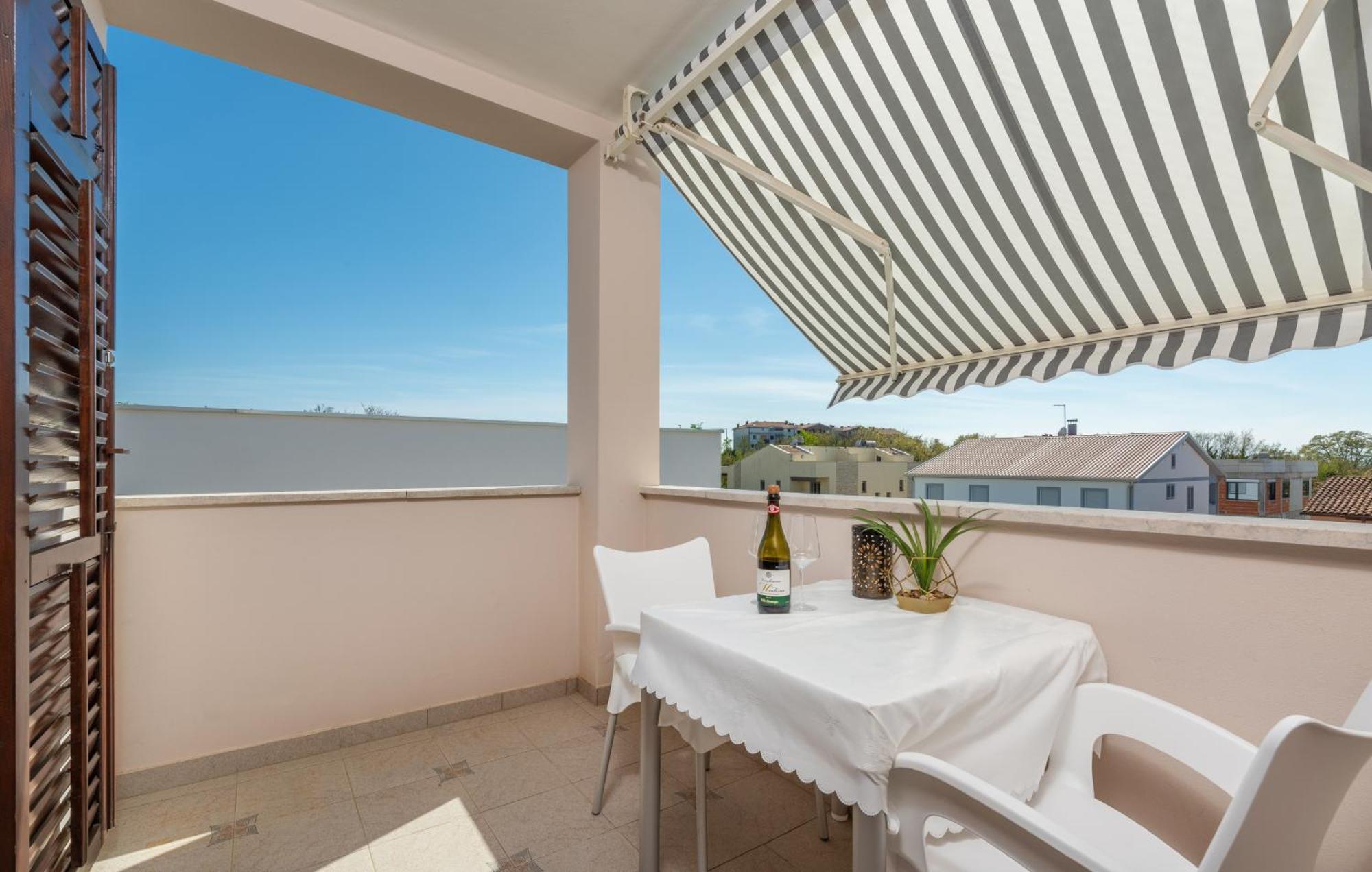 Apartments Viktor Poreč Eksteriør billede