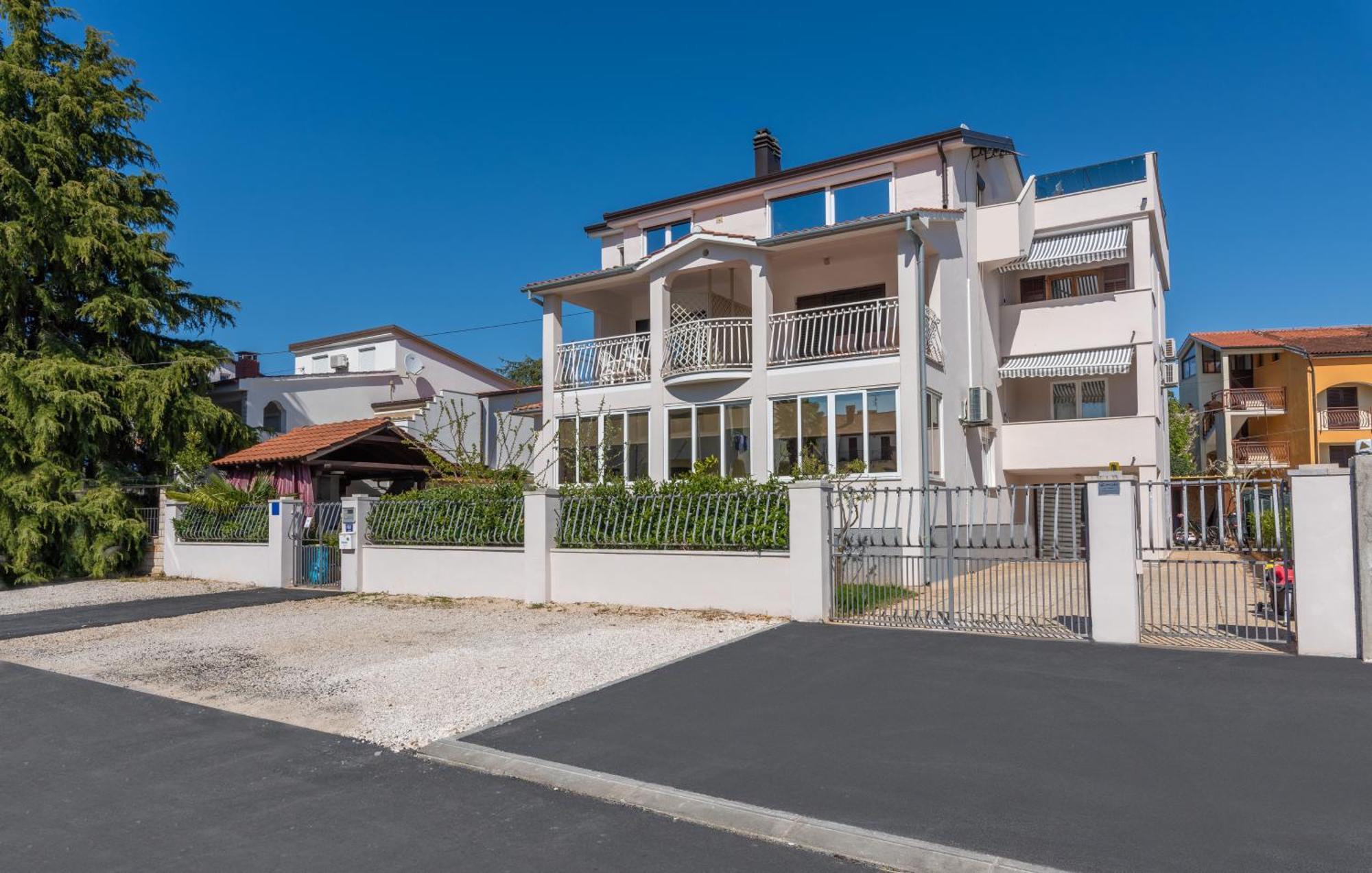 Apartments Viktor Poreč Eksteriør billede